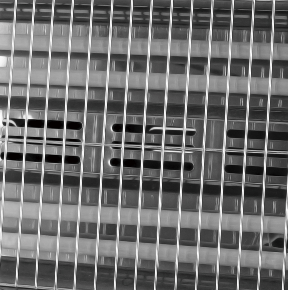 Lexical LQH-8023-4 Chauffage à Quartz, 1600W avec 4 Éléments Chauffants, Fonction Humidificateur & Ventilateur