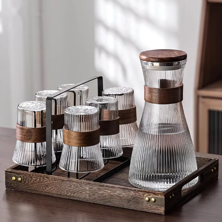 BAVARY 950 ml Carafe Set with Lid and Glass Cups, Vintage Ribbed Glassware, Clear Wavy Glass Drinking Glasses