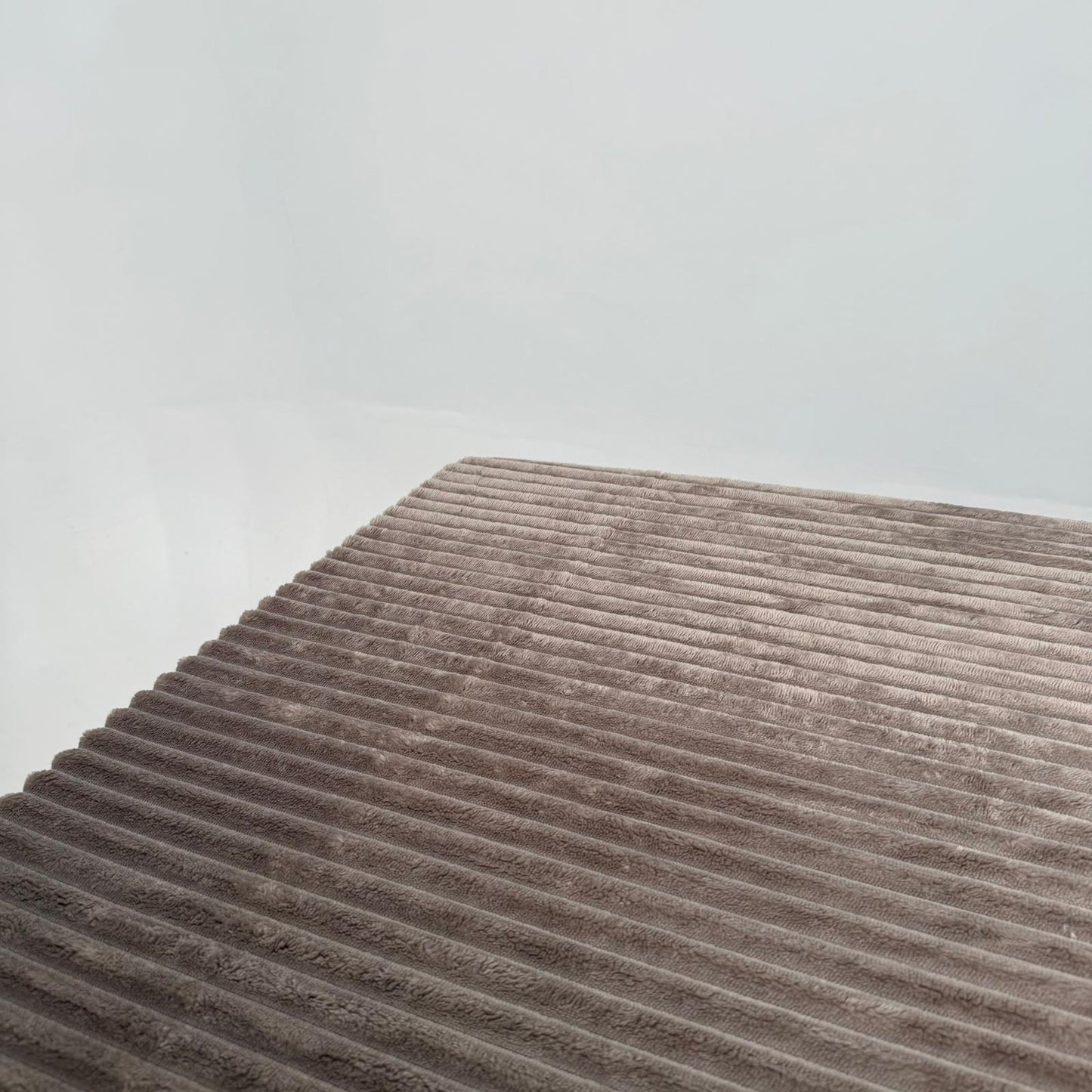 Housse de canapé rayée Roland – 170×215 cm