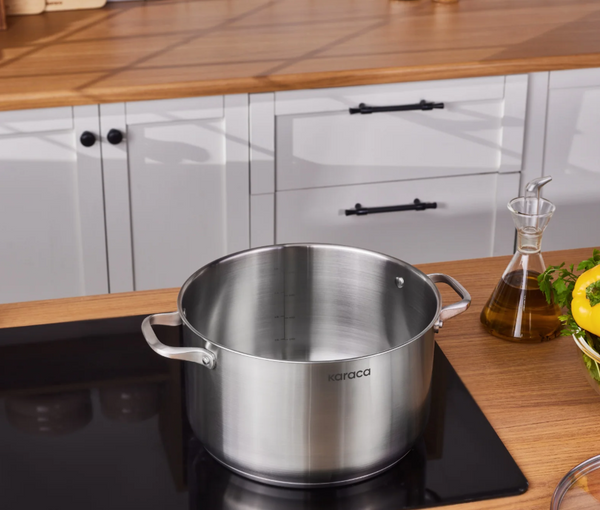 Marmite avec couvercle Karaca Elite acier inoxydable induction 28 cm argent