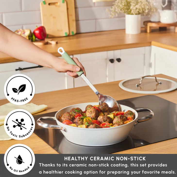 Karaca Swiss Crystal – Casserole Basse 26 cm avec Couvercle – Almond Cream – Compatible Induction – Revêtement Antiadhésif – Poignées en Acier Inoxydable