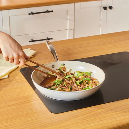 Karaca Swiss Crystal Almond Cream – Poêle en Céramique 30 cm – Compatible Induction – Revêtement Antiadhésif – Manche en Acier Inoxydable