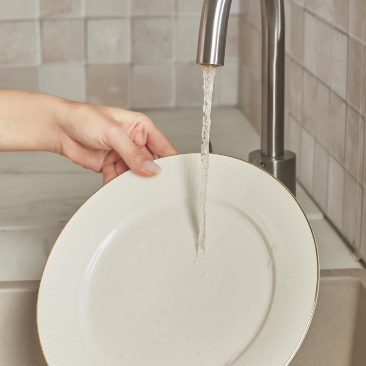 KARACA STREAM BONE CHINA MASSIMO – Service De Table Avec Détails Dorés Pour 6 Personnes, 24 Pièces Image secondaire du produit