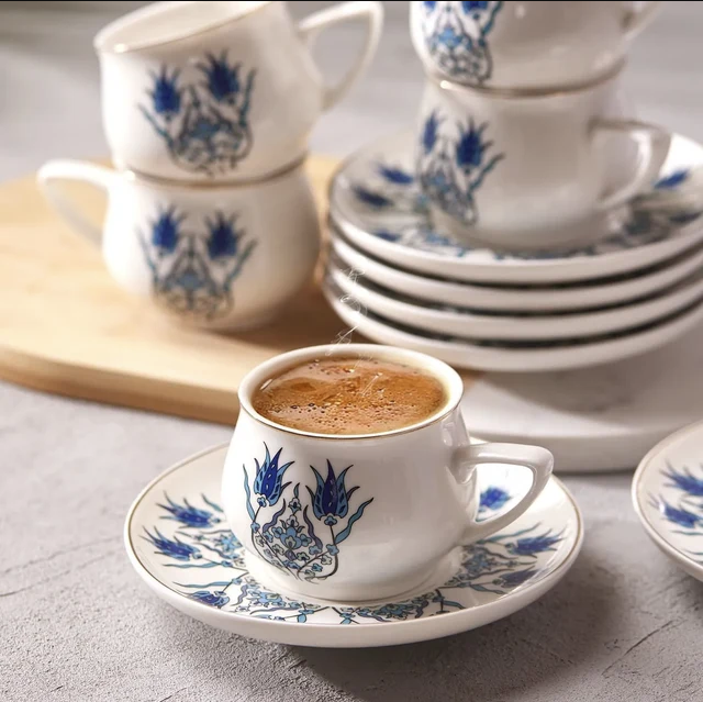 KARACA İZNİK YENİ FORM – Service À Café Pour 6 Personnes, 12 Pièces : 6 Tasses À Café (100 Ml) Et 6 Soucoupes