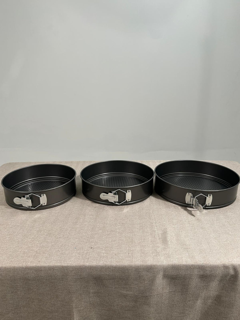 Duhtz Set de Moules à Charnière pour Pâtisserie – 3 Pièces